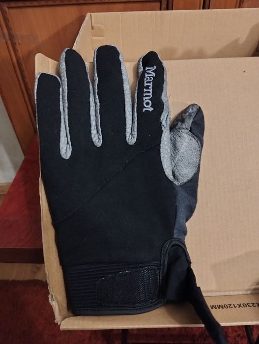 Перчатки     Mammut.