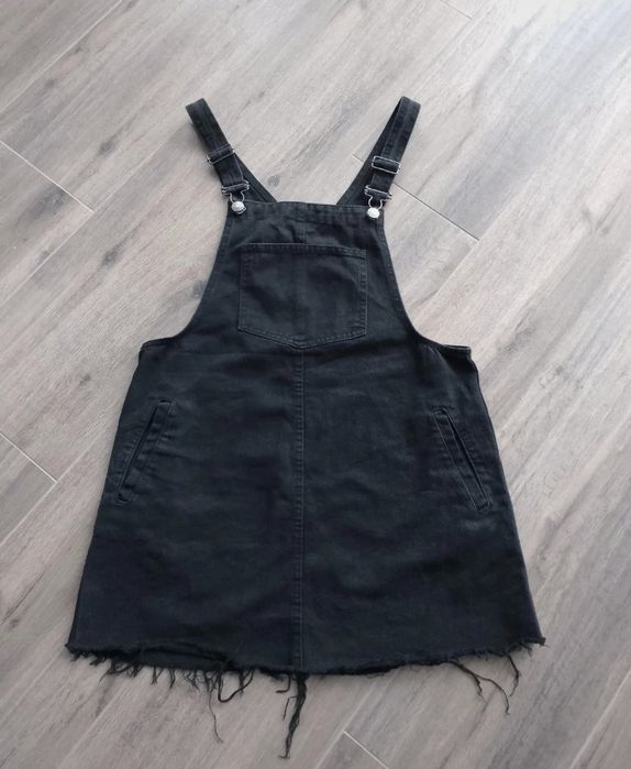 Sukienka ogrodniczka Pull & Bear rozmiar M