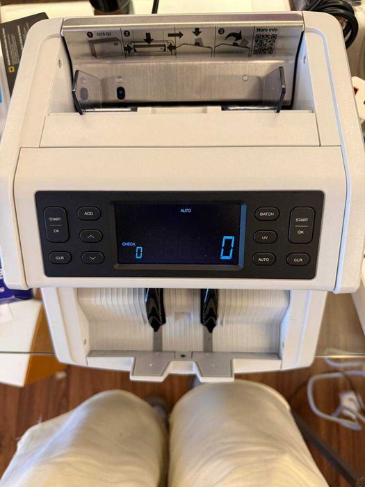Contadora de Notas Safescan 2210 – Como nova!
