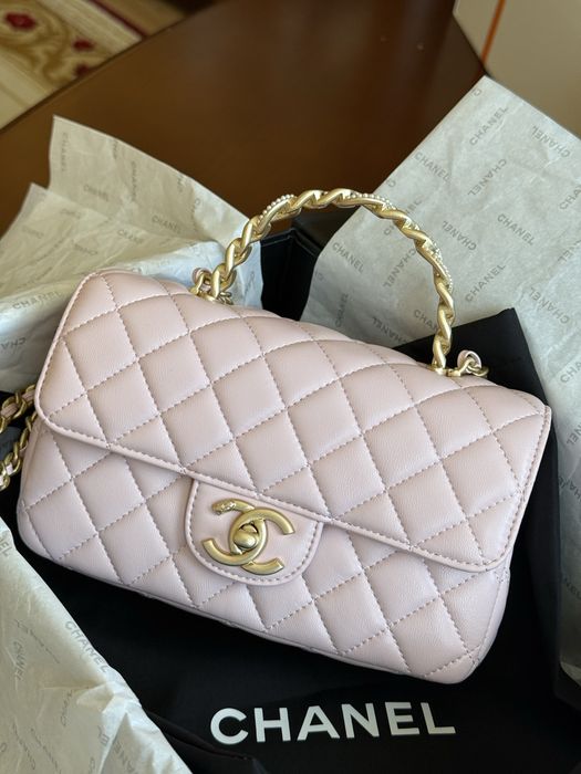 Рожева сумка Chanel
