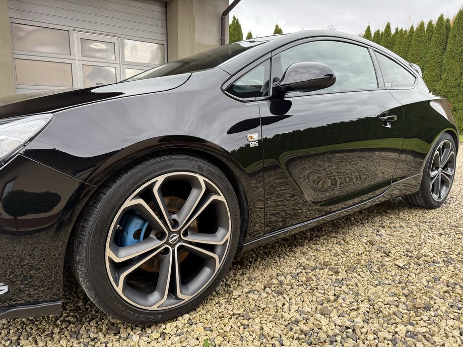 Opel Astra J GTC OPC Line 2016