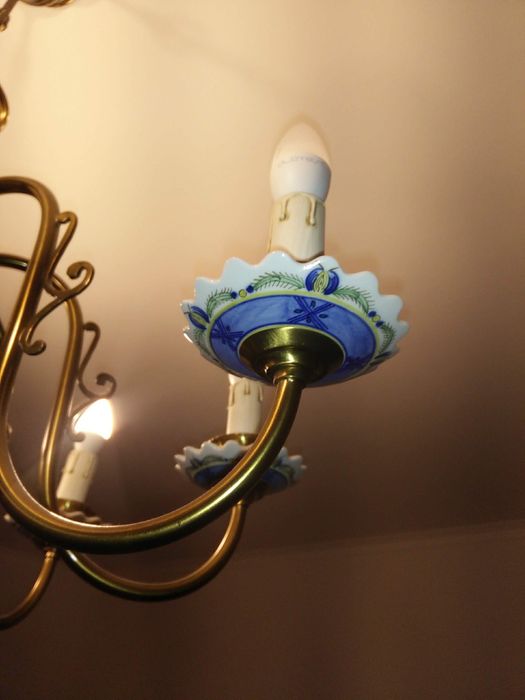 Vendo candeeiro de sala porcelana Viana Grés