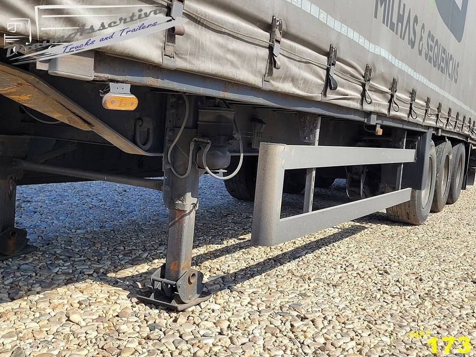 Semi-reboque  Lecitrailer  2 unid.