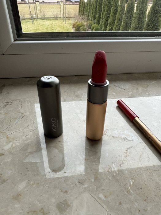 Помада і олівець для губ Kiko