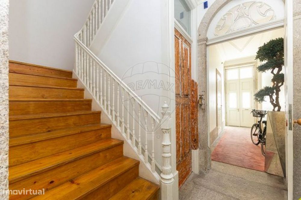 Prédio  para arrendamento