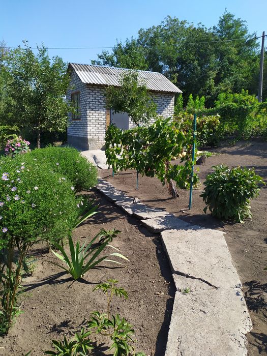 Продам дачу восем соток