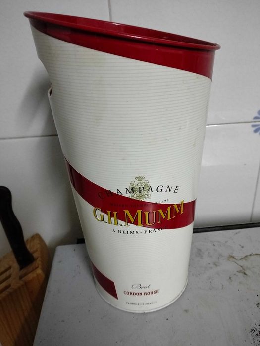 Caixa de whisky vazia