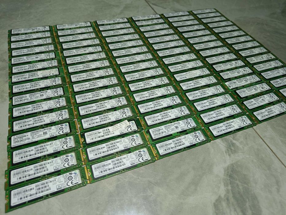 SSD диск SAMSUNG 256GB M2 NVMe 2280 PCIe 3.0 PM981 V-NAND 3-bit TLC