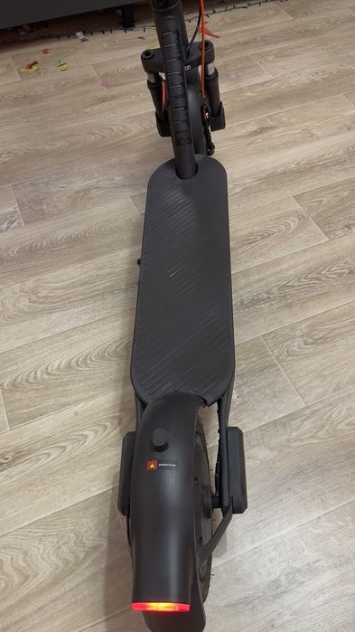Электросамокат Xiaomi Mi Electric Scooter Elite GL (BHR9603GL)