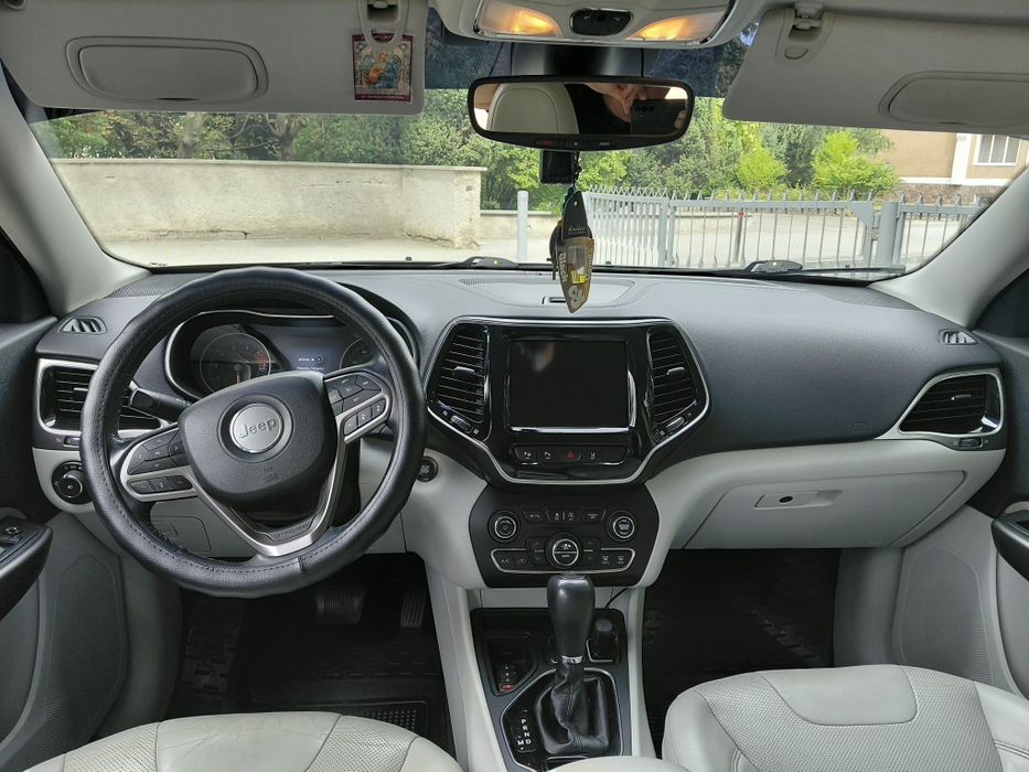 Jeep Cherokee  3.2 2018