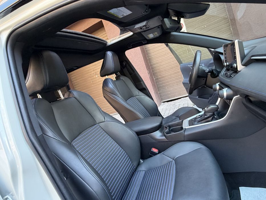 Rav 4 Hybrid XSE