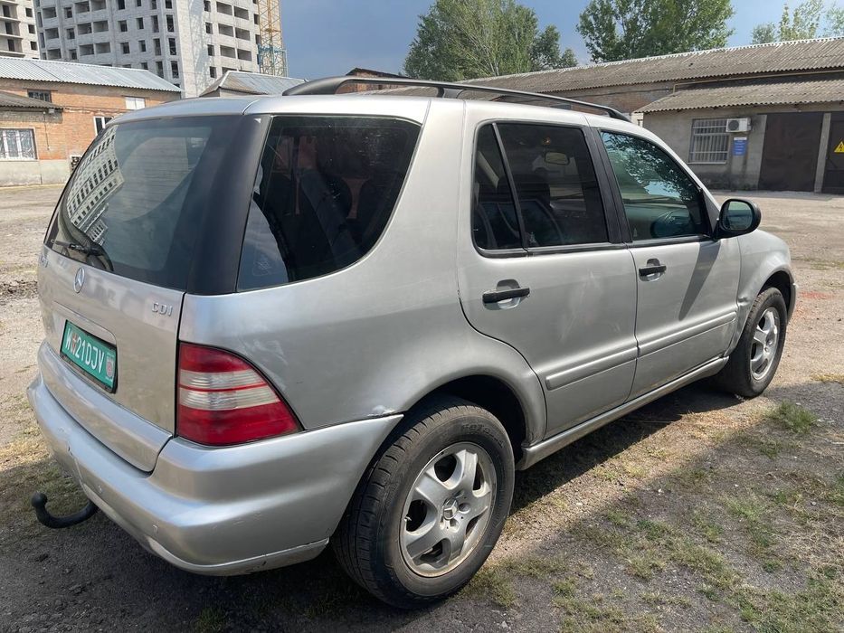 Mersedes Ml163( Мерседес Мл) 2,7 Дизель Автомат 2004 рік Повний привід 4Х4