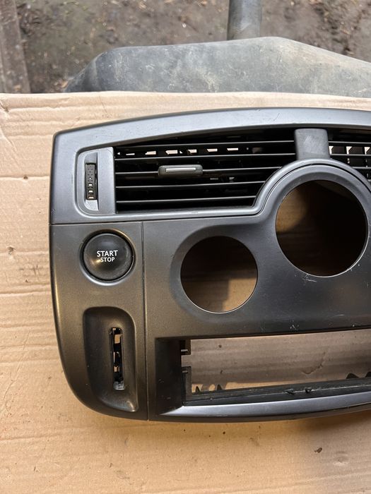 Центральная панель renault scenic 2 2003-2006 000044892