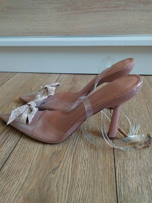 Transparentne szpilki asos
