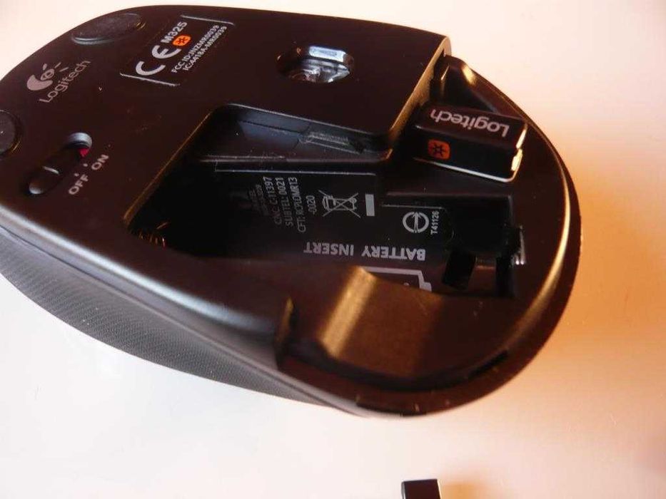 Rato sem fios Logitech M325