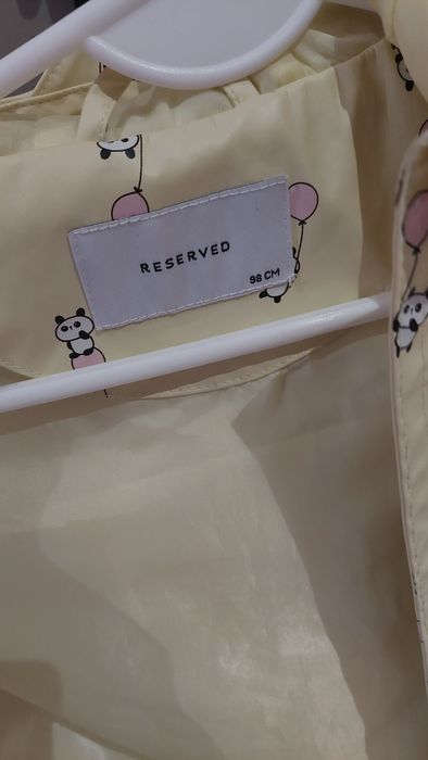 Reserved 98 kurtka Przeciwdeszczowa żółta z kapturem