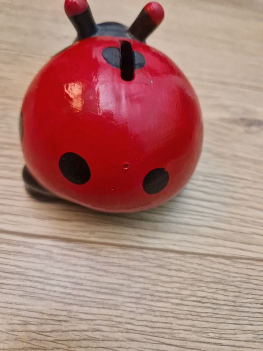 Skarbonka ceramiczna biedronka