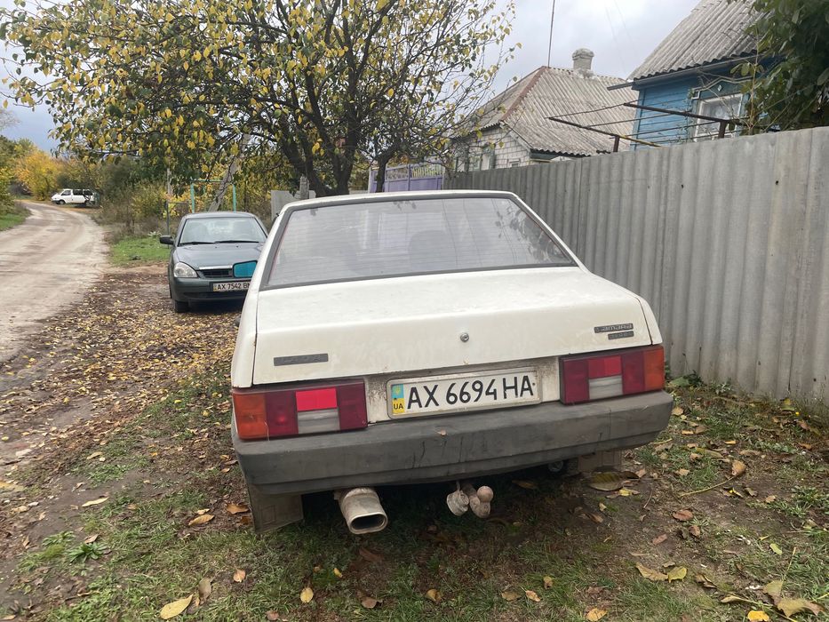 Продається автомобіль ВАЗ 21099