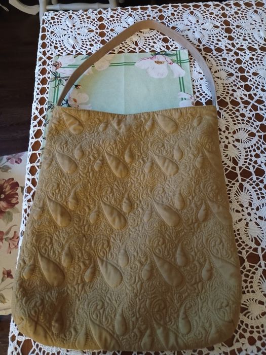 Oliwkowa torba na ramię