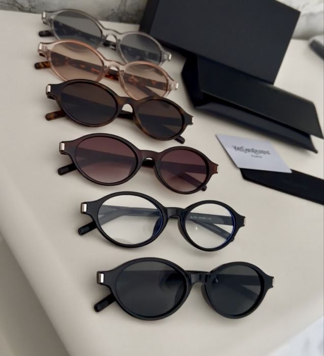 Солнцезащитные очки Saint Laurent тренд 2026 полный комплект