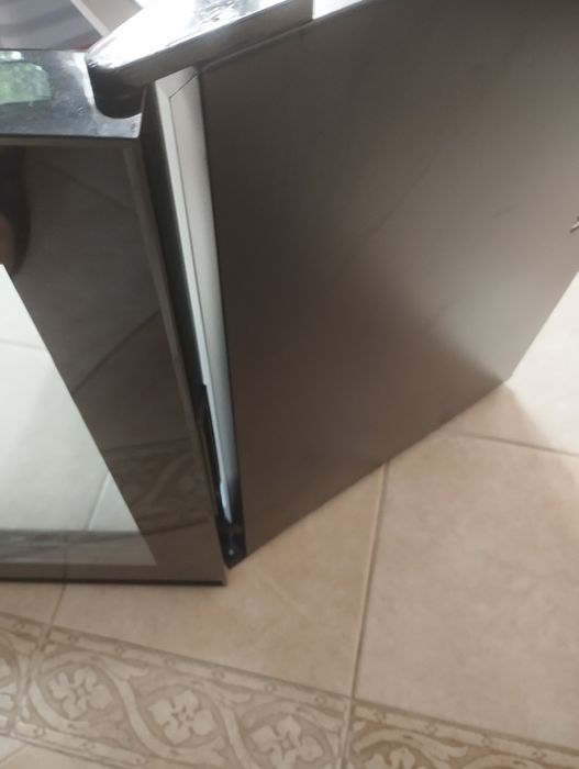Lodówka I Minibar Hartmann Tresore HTM T40-20 GD | Lodówka przeszklona hotelowa 34L