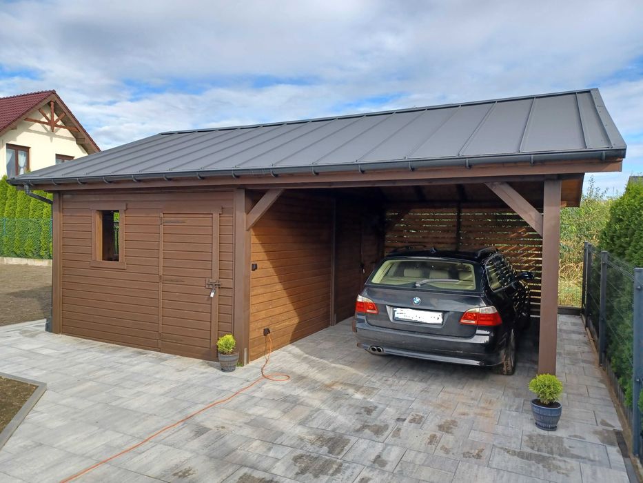 Wiata garażowa z domkiem ogrodowym