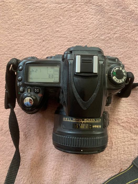 Nikon D90 + об’єктив 50mm f/1.8 + карта 128GB