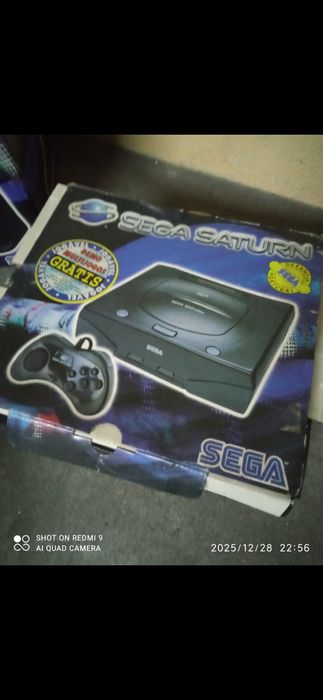 Consola sega saturn com comando e volante (ler anuncio)