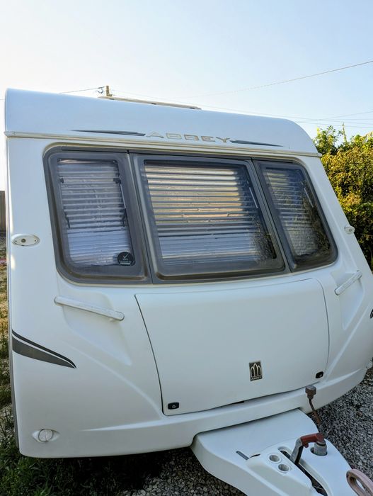 RESERVADA Caravana / impecável/quarto separado levo ao local