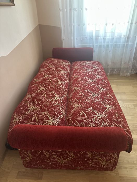 Продам диван книжка .