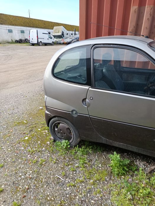 Ligier Ambra para desocupar