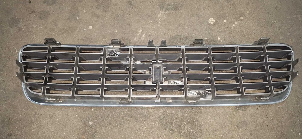 Grill Atrapa przód VOLVO S80  Bardzo ładny stan ORYGINAŁ