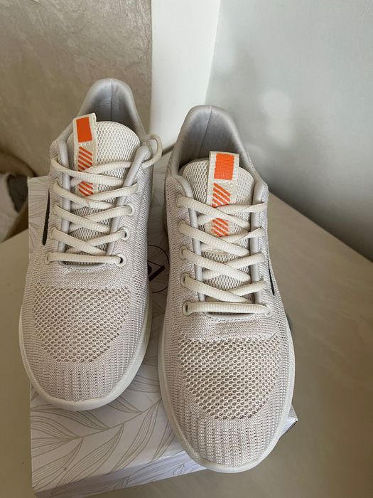 Кросівки жіночі, нові, new balance