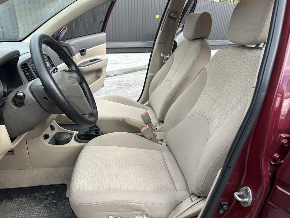 Продам Hyundai Accent 2008