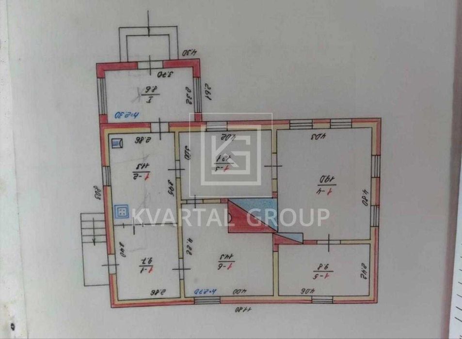 Сільська хатинка цегляна з пічкою та ГАЗОВЕ опалення.