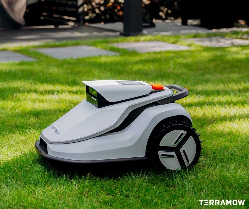 Robot Koszący TerraMow V1000 bez GPS, bez kabla, zadaszenie w cenie robota!!!