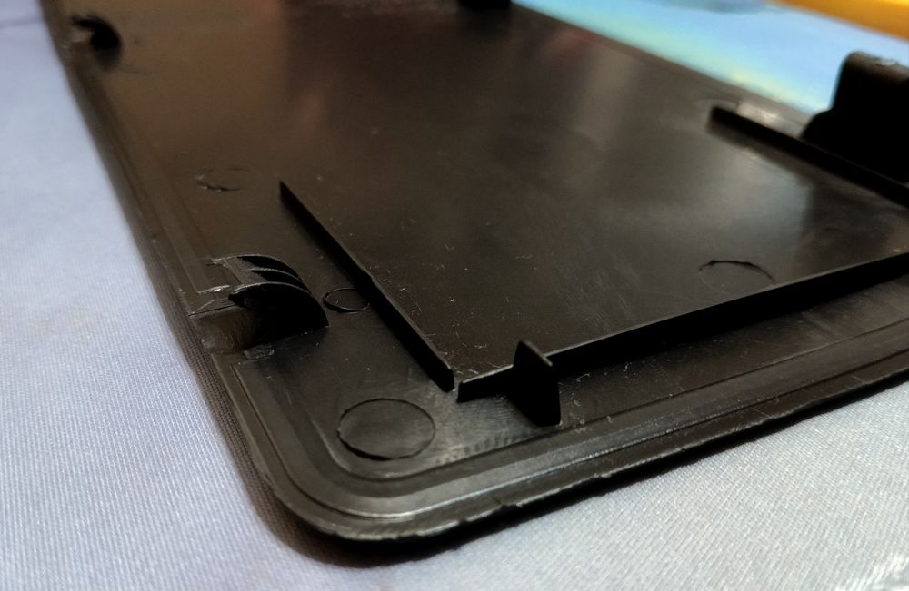 4B1 819 422 A01C Крышка Ауди 4B1819422A01C