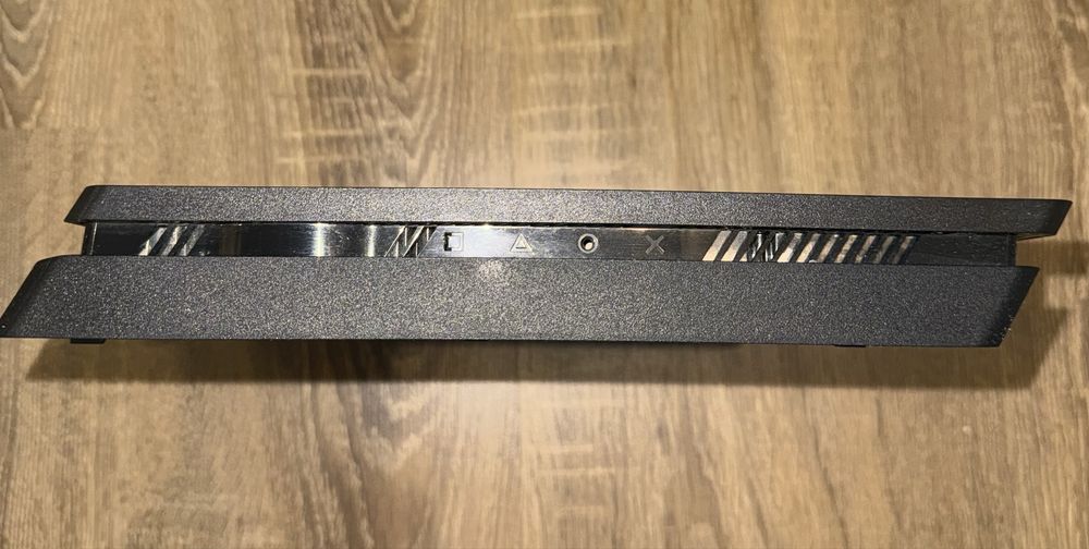 Sony playstation 4 на 1 TB