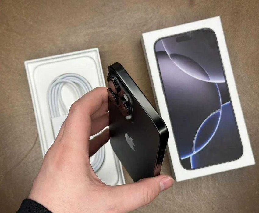 iPhone 16 Pro Max, 256 ГБ