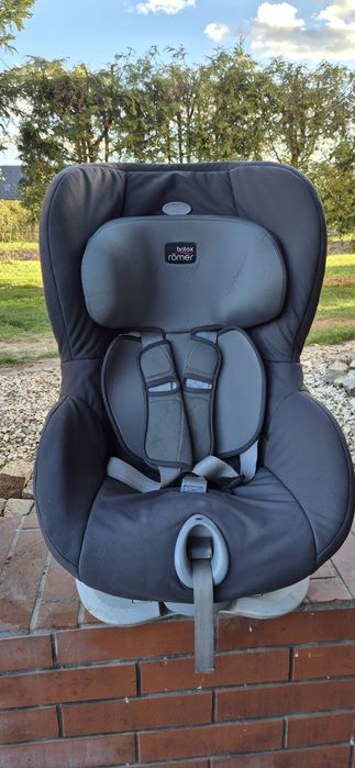 2 Foteliki Britax Römer