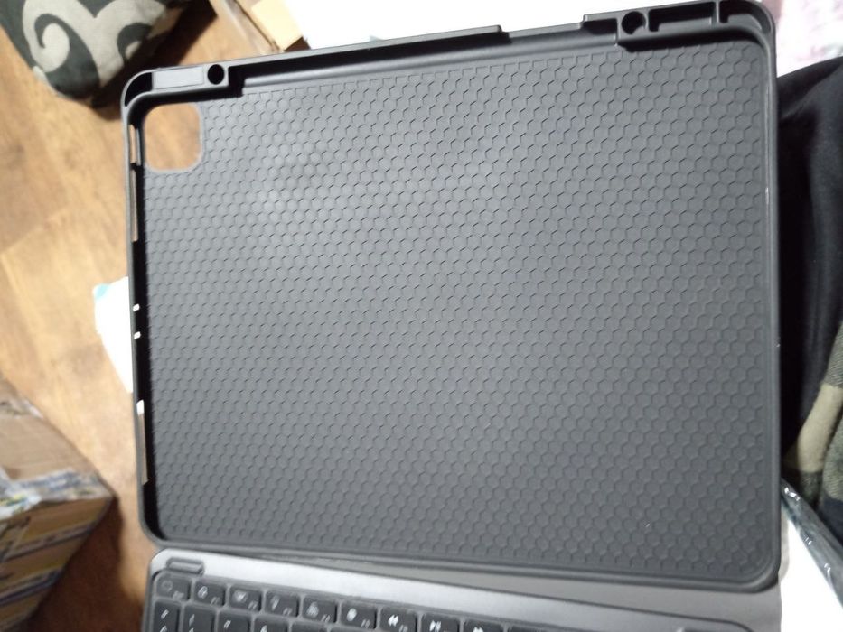 Чехол Vobafe для iPad 12 Pro (21см/28см)