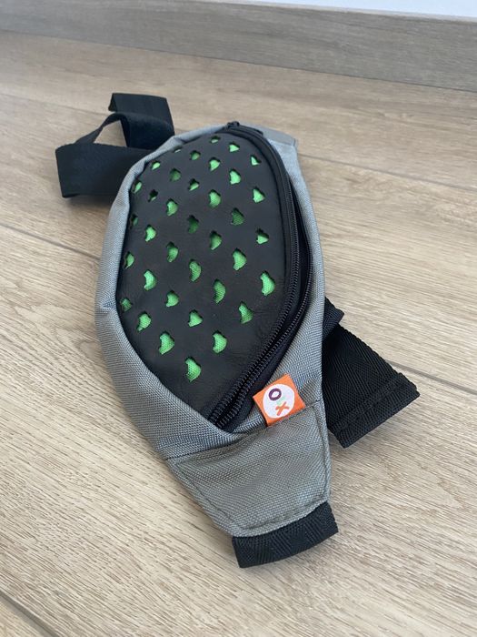 Nerka szara ze skórzanymi wstawkami OLX