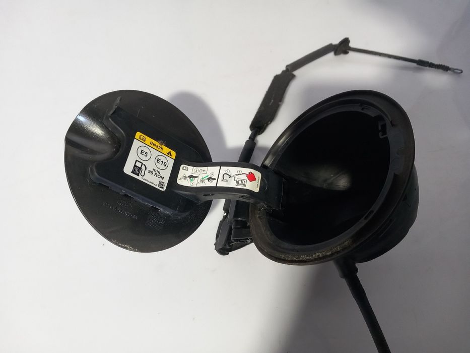 Tampa depósito combustível FORD Tourneo Courier Kombi I