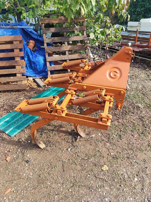 Grade de discos e escarificador Galucho