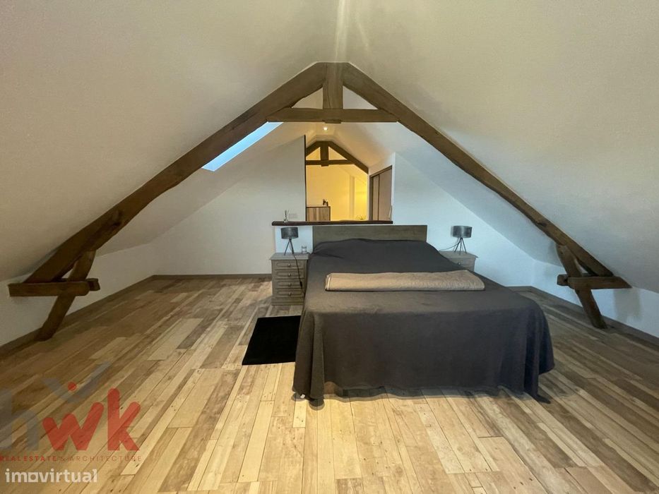 Moradia em Pedra T3 Totalmente Renovada