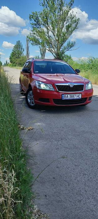 Skoda Octavia 2010 VIN TMBJS21Z1B2084778 фото оголошення 2 з 14