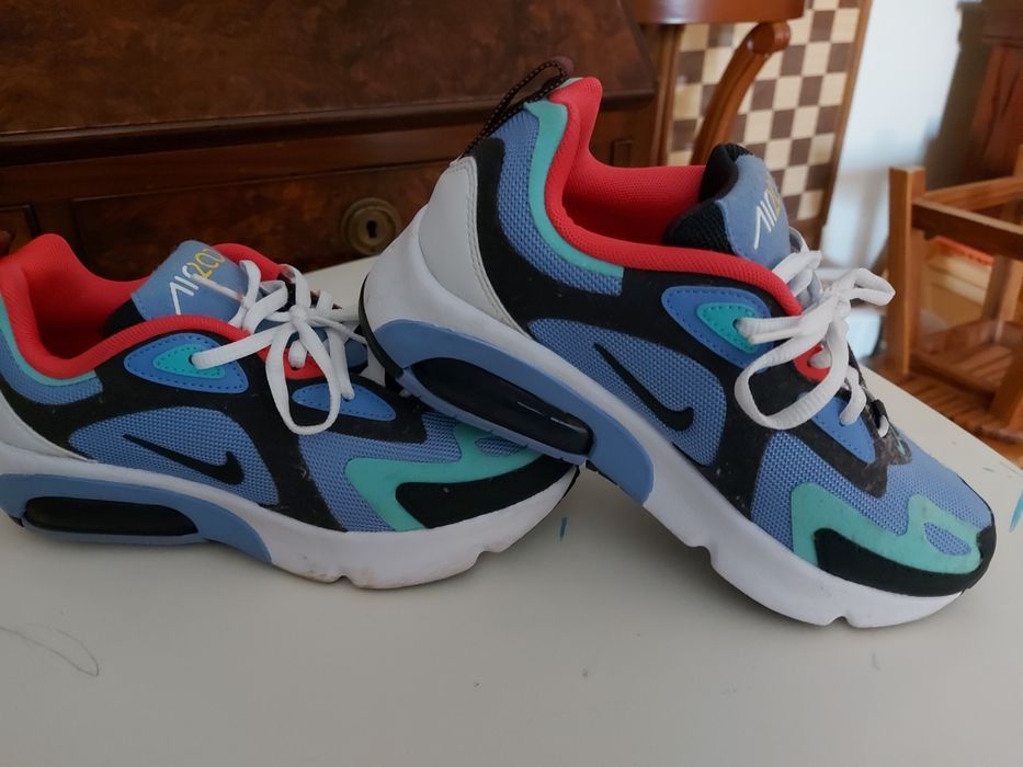 Tenis espetaculares, usados so uma vez com airbeg.