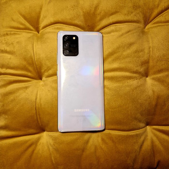 Samsung Galaxy s10 lite