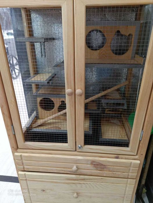 Витрина для шиншилл