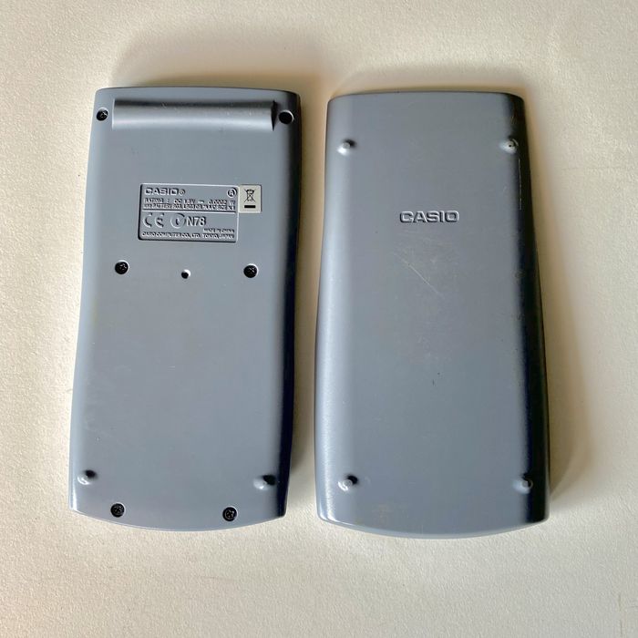 Calculadora Científica Casio FX-82ES